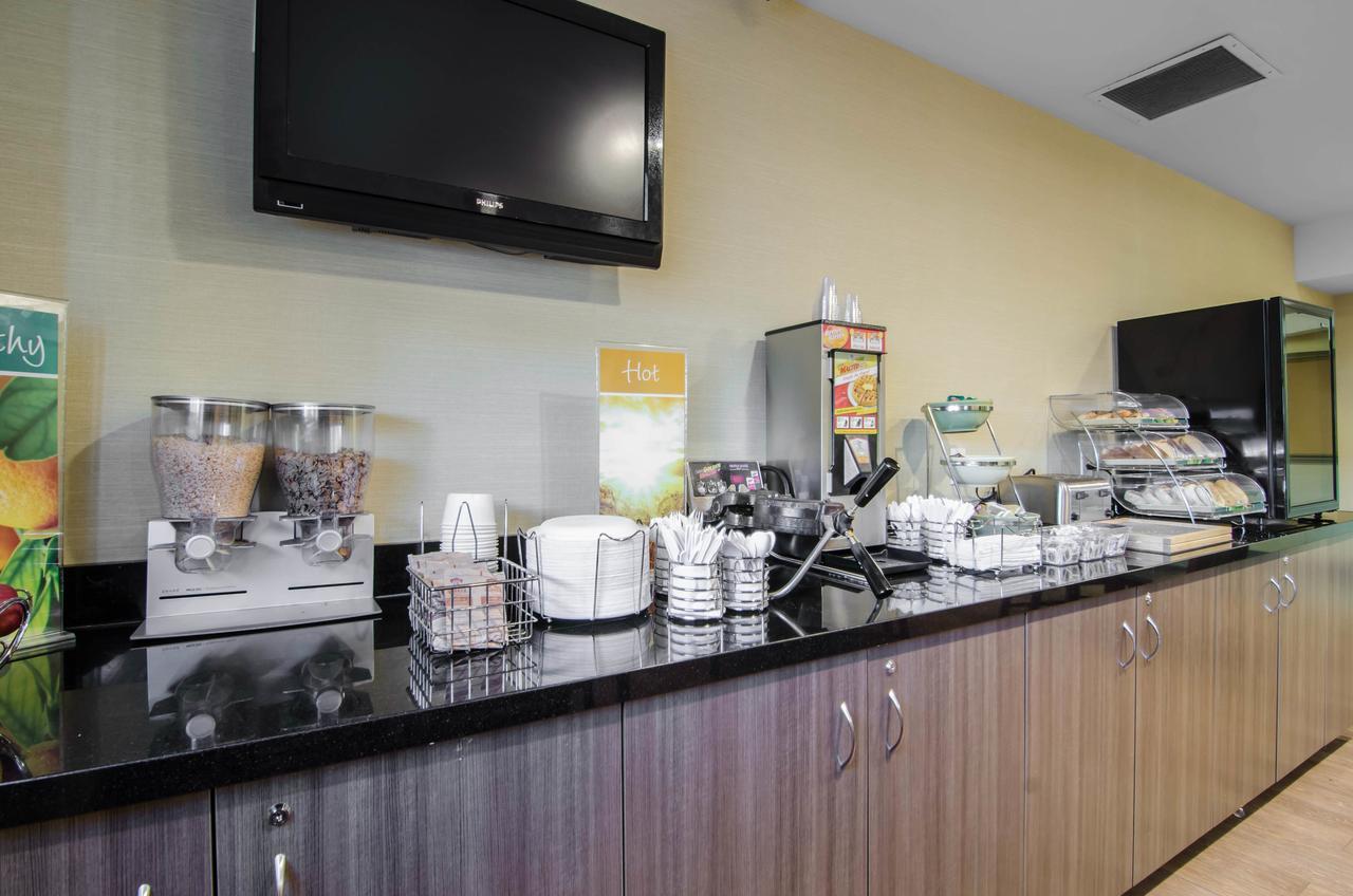 Hotel Courtyard By Marriott Regina Downtown Zewnętrze zdjęcie